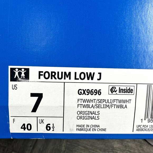 NEW Adidas Forum Low GX9696 Youth size 7/Women size 8.5 - Picture 10 of 10